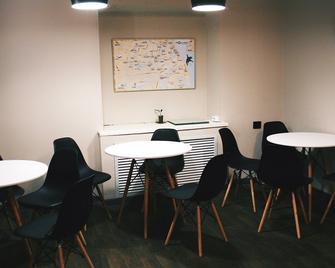 Like Hostel - Yaroslavl - Restaurante