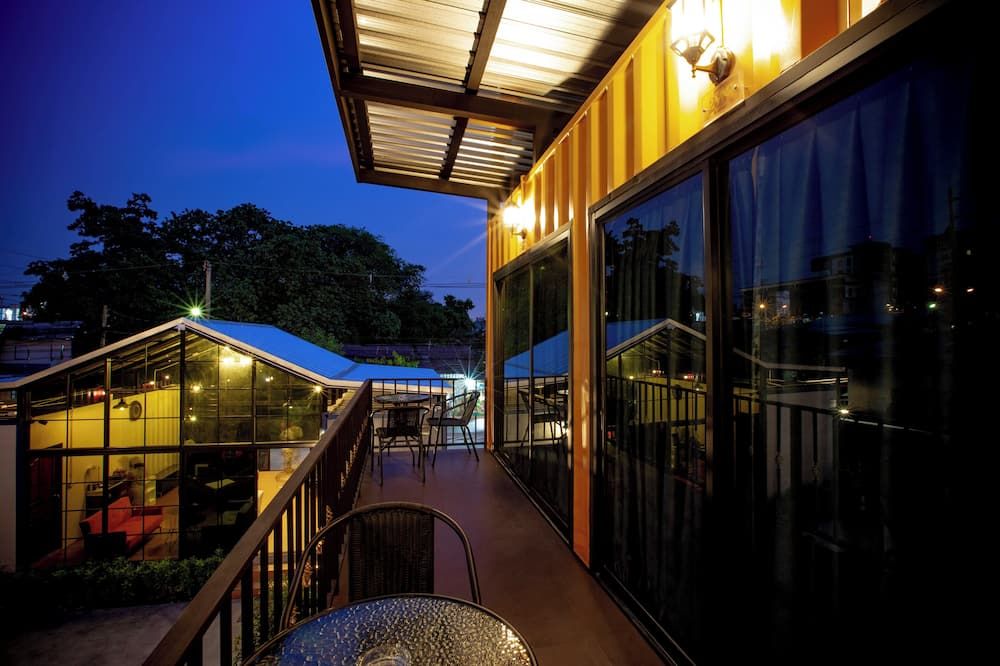 توسكاني لاند ريزورت دونموانج - بانكوك - شرفة