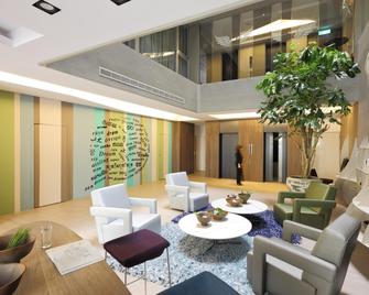 Hotelday Taichung - Taichung - Patio