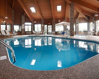 Baymont by Wyndham Delaware - Delaware - Pool