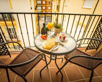 Hotel Arunda II - Ronda - Ban công
