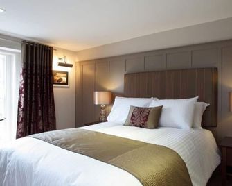 The Norway Inn - Truro - Bedroom