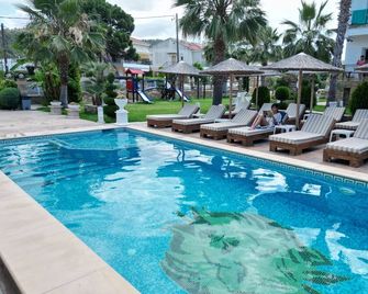 Evlogia Hotel by Greek Pride - Skala Fourkas - Pool