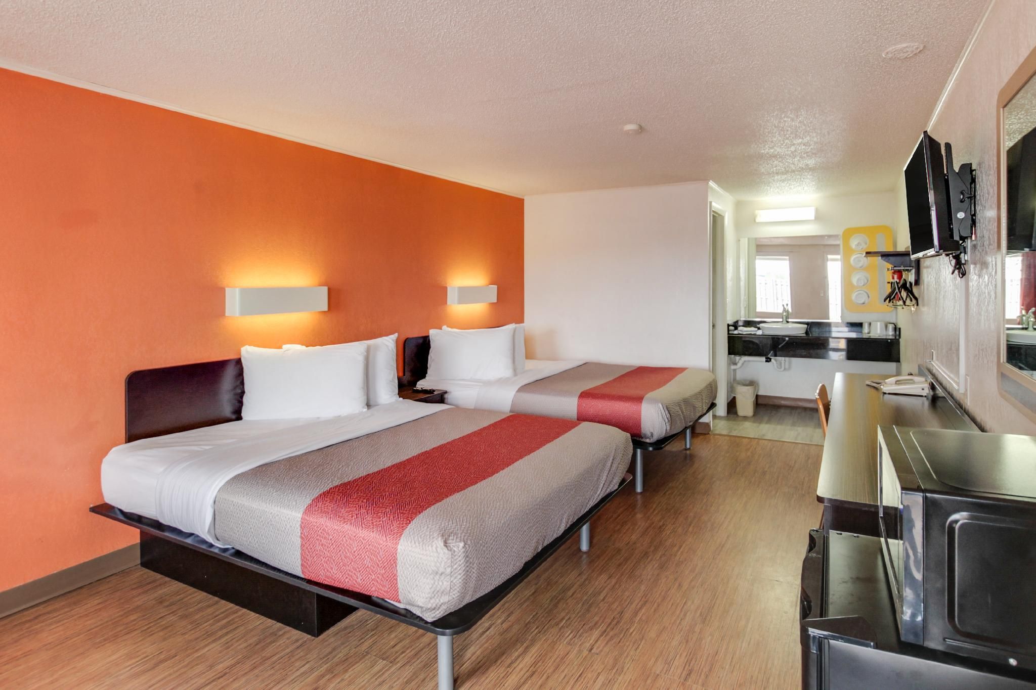Motel 6 Kalamazoo - קאלאמאזו - חדר שינה