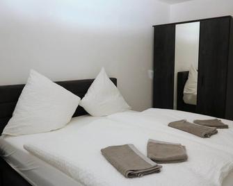 Aparthotel Kompass A 201 - Essen - Schlafzimmer