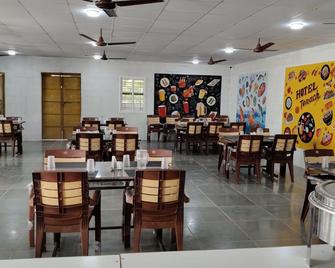 Ganesh Beach Resort - Pondicherry - Ravintola