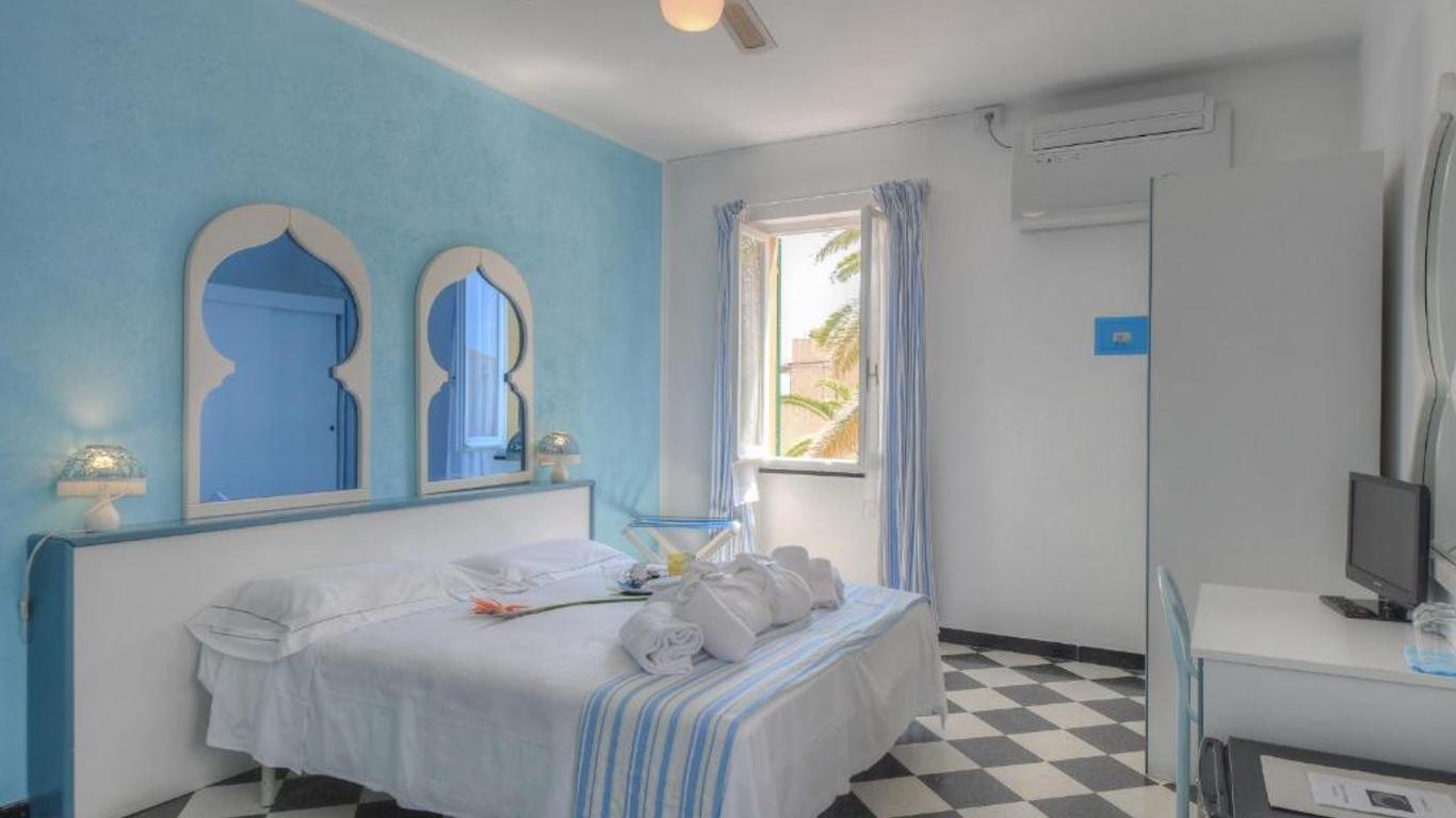 Hotel Arabesque