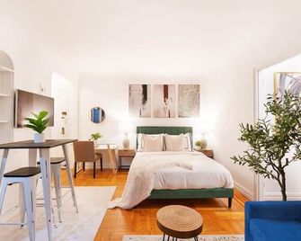 105-1G Park Ave Location studio best value Sleeps3 - ניו יורק - חדר שינה