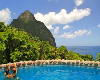 Stonefield Villa Resort - Soufrière - Pool