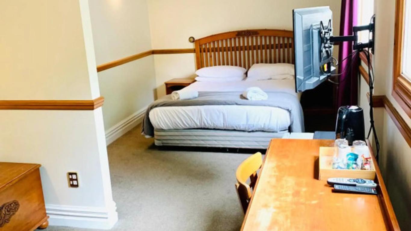 Shepherds Arms Hotel