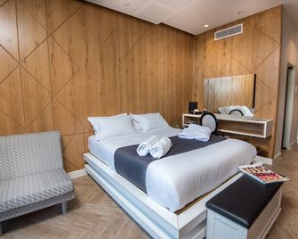 Aquaduct Hotel - Shavei zion - Quarto