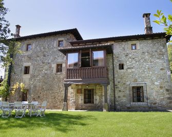 Posada La Torre de La Quintana - Liendo - Building