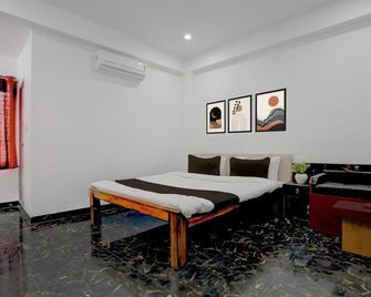 Deluxe Hotel O Bhagalpur Railway Station - Bhāgalpur