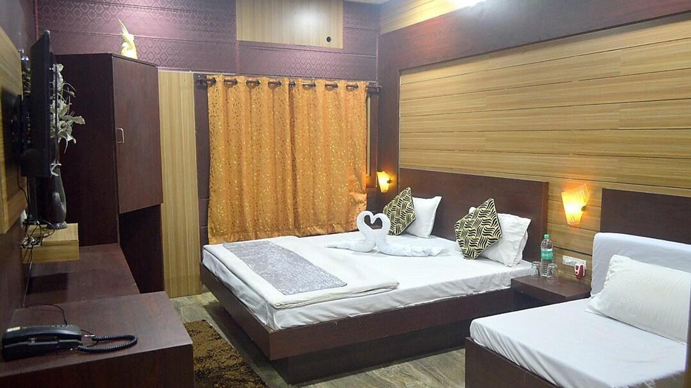 Hotel Dhingra Residency