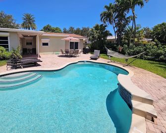 Villa Bella - Modernes Haus mit beheiztem Pool / 6 pax - Pompano Beach - Pool