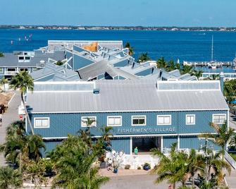 Punta Gorda Waterfront Condo #6 - Punta Gorda - Building