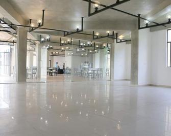 Saninro Hotel - Ragama - Ragama - Lobby