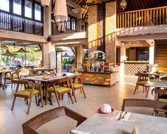 فندق بوري راجا - كوتا - مطعم