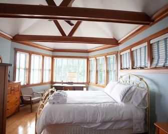 Private Family-Friendly Mountain Retreat, 30 Acres, Panoramic View, Fire Pit - Jefferson - Habitación