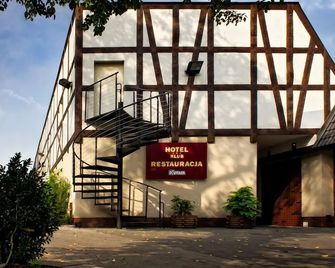 هوتل كوزنيا - بيدغوز - مبنى