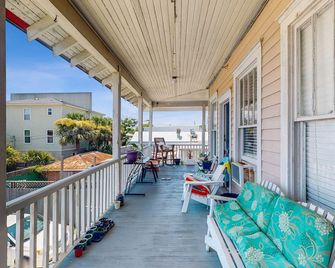 Carbo House Eleven - Tybee Island - Balkon
