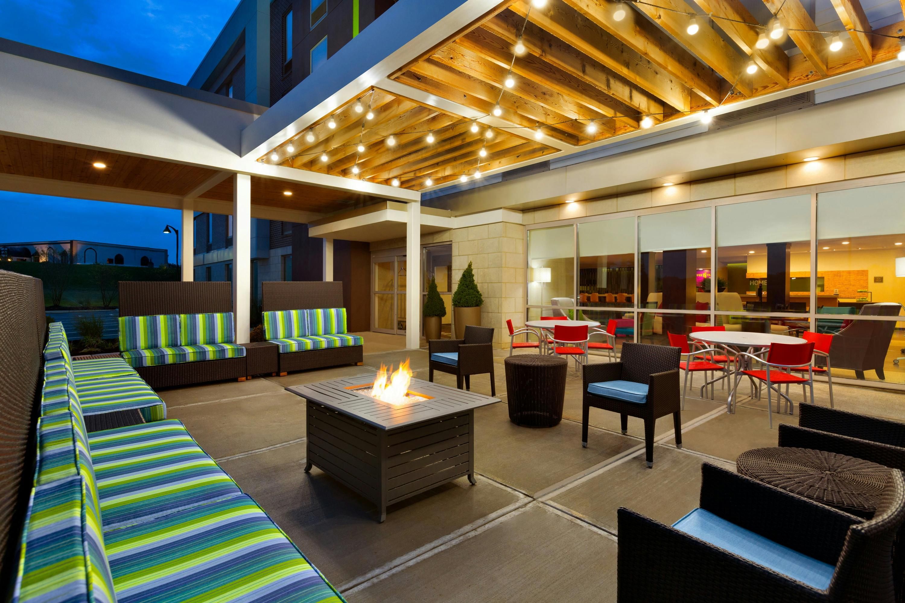 Home2 Suites by Hilton Cincinnati Liberty Township - West Chester - Rakennus