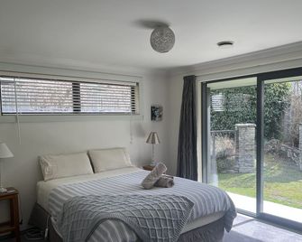 Arrowtown holiday home away from home - Arrowtown - Bedroom