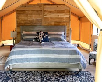 Beautiful Tent Ideal for Luxury Camping in Vermont - Springfield