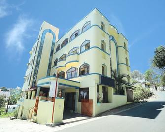 OYO 12031 Hotel Ponkailash Holiday Resort - Yercaud - Edificio