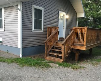 A Piece of Paradise in the Northeast Kingdom - North Troy - Building