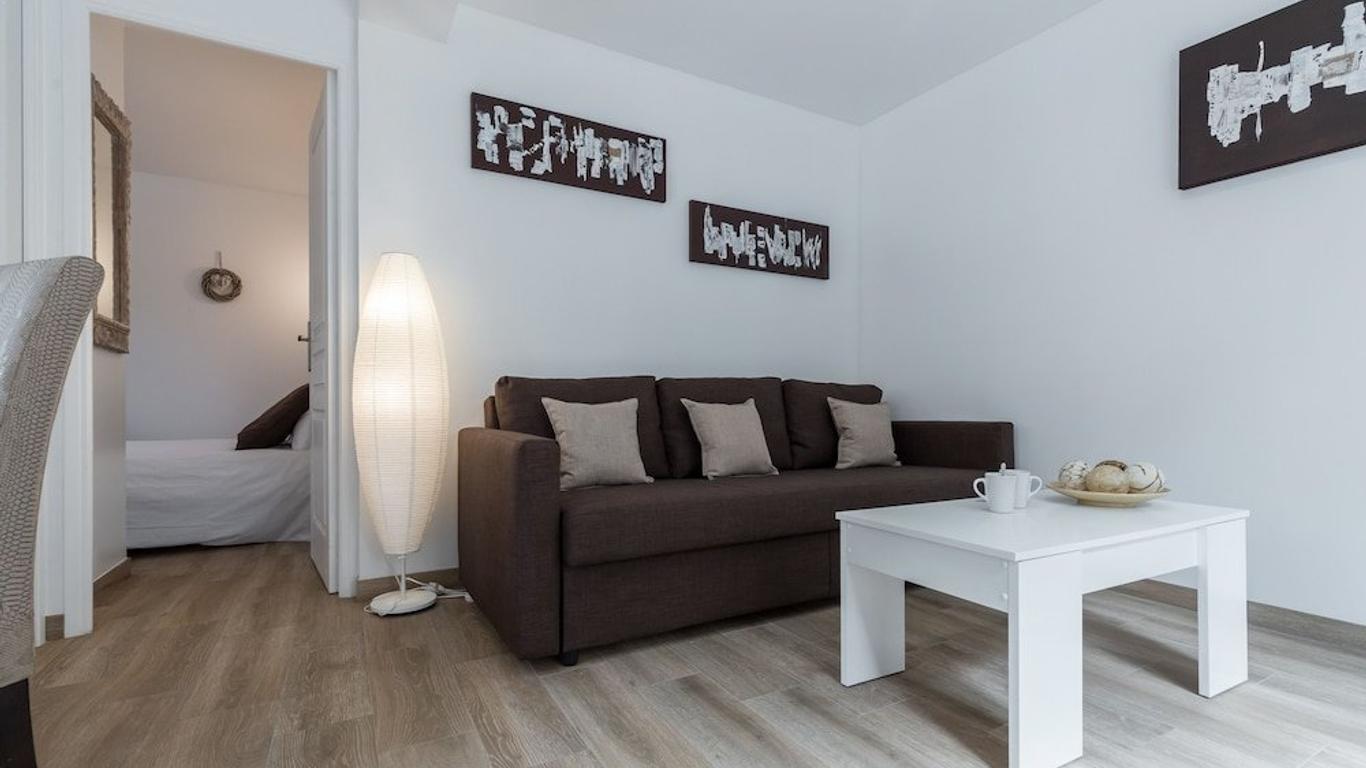 Sleep In Antibes City Center