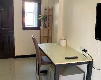 N-Five Place - Nakhon Ratchasima - Comedor