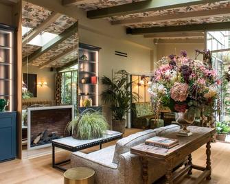 لا هوتل فوجيري - باريس - ردهة