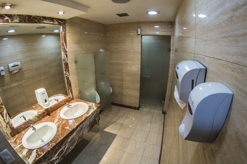 Hotel Emperador - Ambato - Bathroom