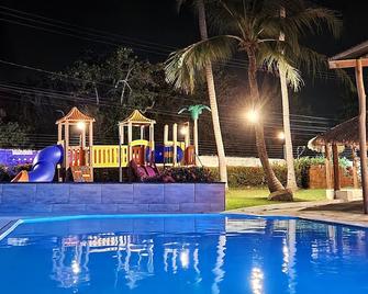 بوسادا فيلا كاجوينا - لويس كوريا - لويس كوريا - حوض السباحة