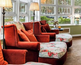 Ystad Saltsjöbad - Ystad - Salónek