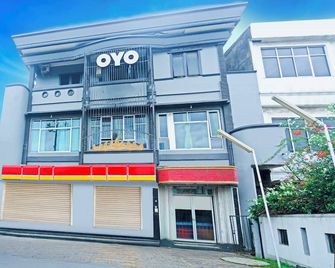 Hotel O Bandar Lampung Near Teropong Kota Bukit Cindy Formerly Divka Residence - Bandar Lampung - Rakennus