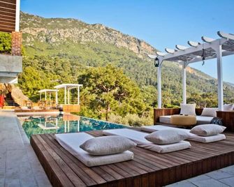 Oludeniz Loft Hotel Exclusive - Adults Only - Ölüdeniz - Pool