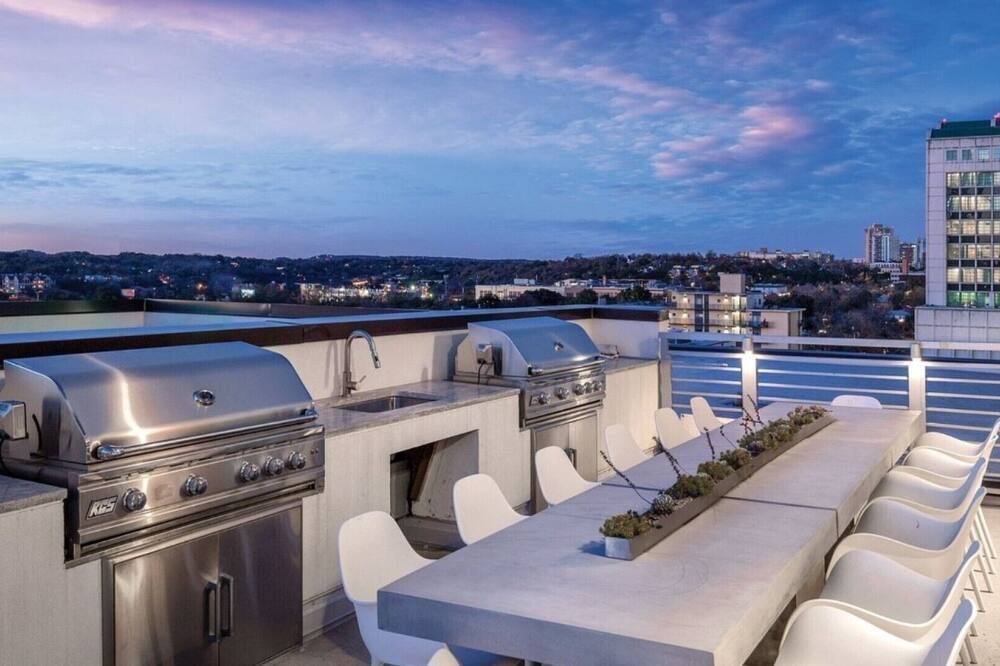 Stunning Studio in the Heart of Austin!+Amenities! - Austin - Balkong