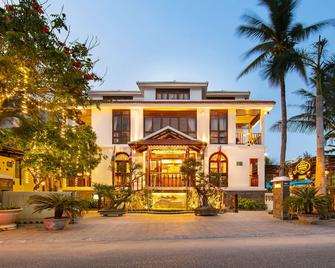 Hoi An Riverside Villas & Apartments - הוי אן - בניין