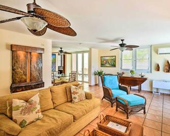 Fajardo Townhouse with Private Pool and Ocean View - Gemeinde Fajardo - Wohnzimmer