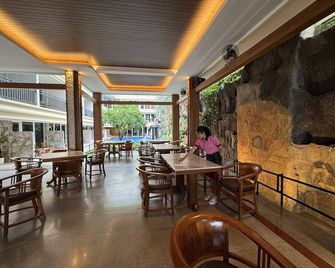 Green Garden Hotel - Kuta - Restaurant