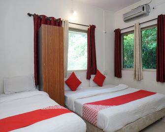OYO Flagship 24986 Hotel Western Resort - Lonavala - Quarto