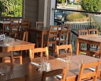 The Kentish Hotel - Waiuku - Restaurante