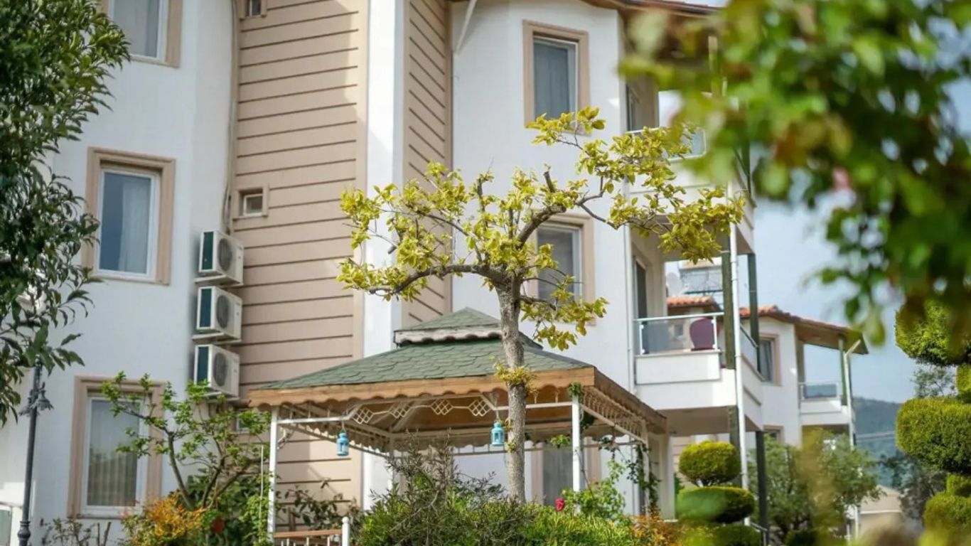 Aloria Garden Hotel