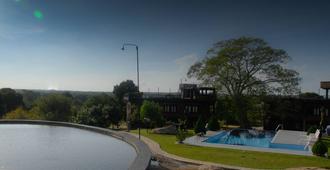 Vintara Eco Resort - Hambantota - Pool
