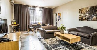 Hotel 224 & Apartments - Pretoria - Ruang tamu