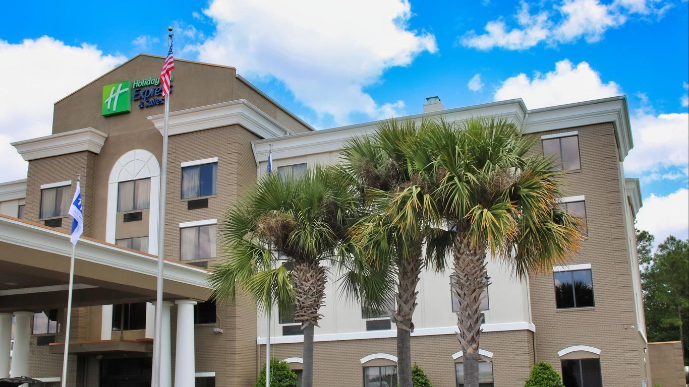 Holiday Inn Express & Suites Douglas By IHG