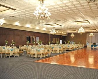 Montecassino Hotel & Event Centre - Toronto - Salle de banquet