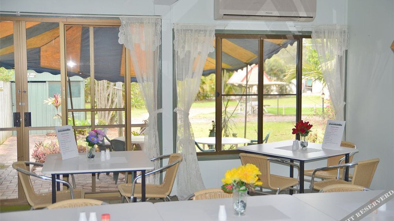 Beerwah Glasshouse Motel